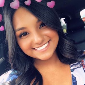 Meet your Posher, Melissa